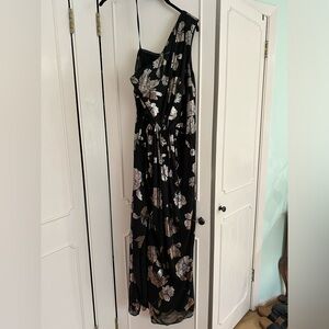 Adrianna Papell Black One-Shoulder Gown with Metallic Floral